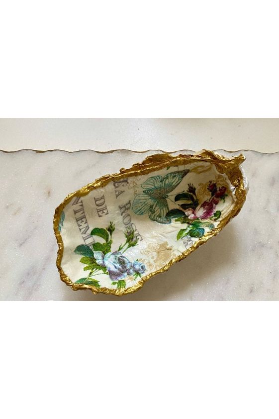 Decoupage Shells