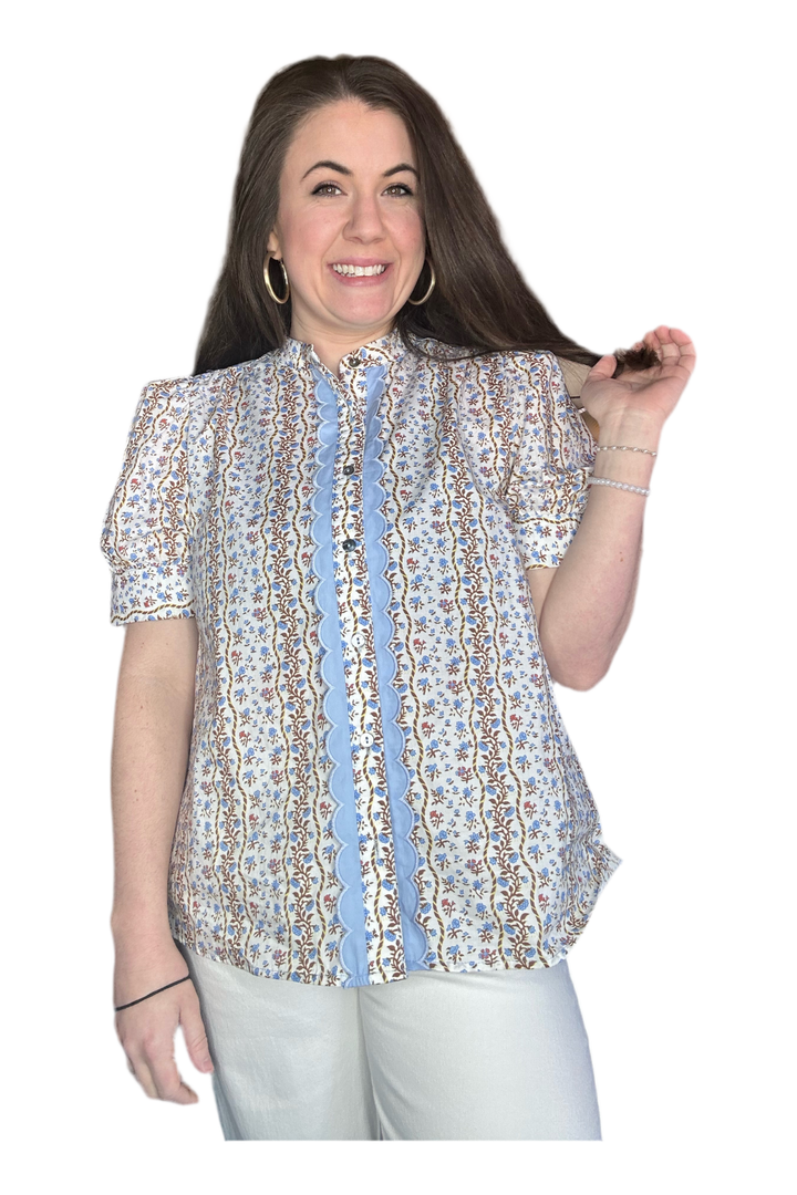 Entro Cream Top w/ Baby Blue & Brown Floral Print