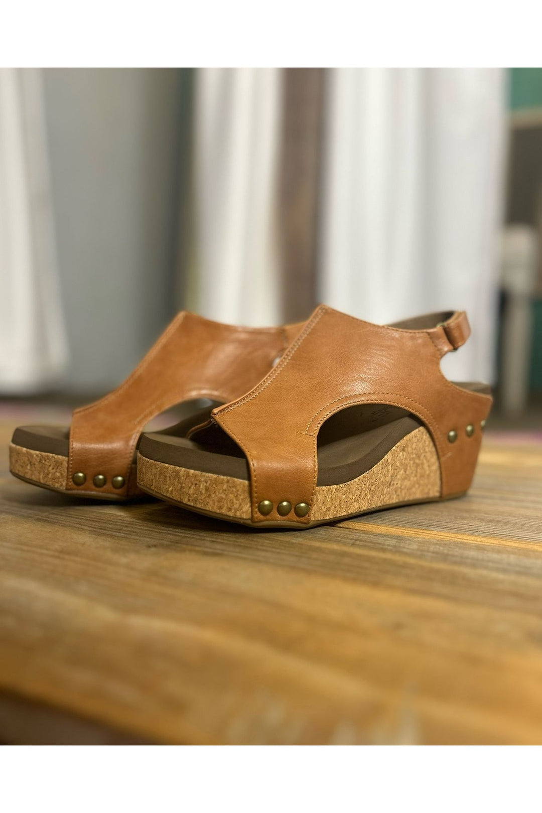 Corky’s Cognac Smooth Wedges